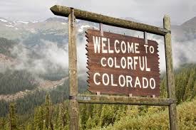 picture saying welcome to colorful colorado