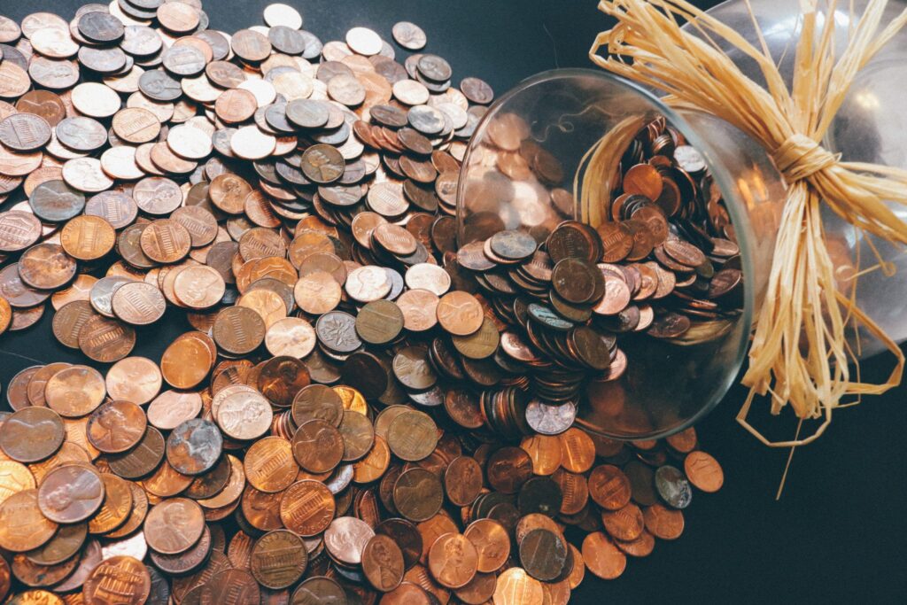 https://pixabay.com/en/coins-pennies-money-currency-cash-912718/