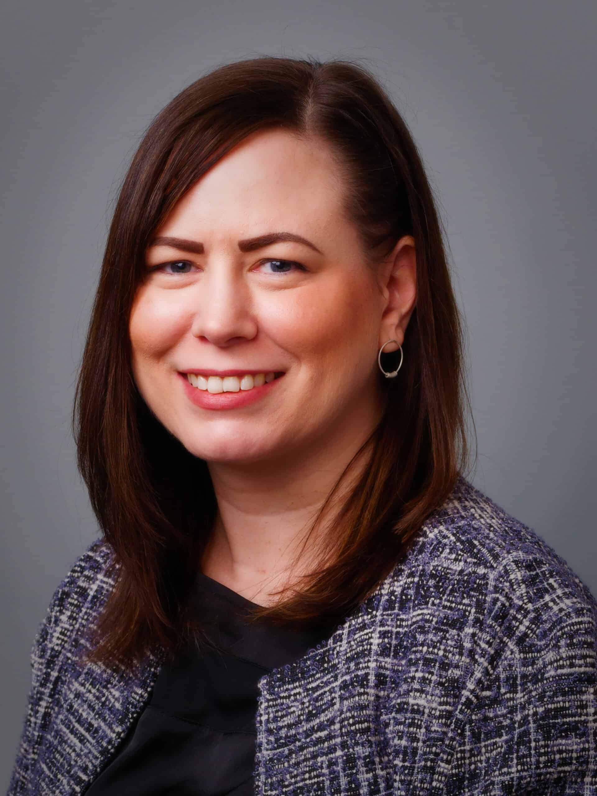 Kristen beall headshot